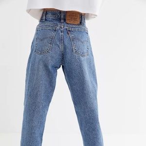 Vintage Levi's 550 Tapered Jeans 27